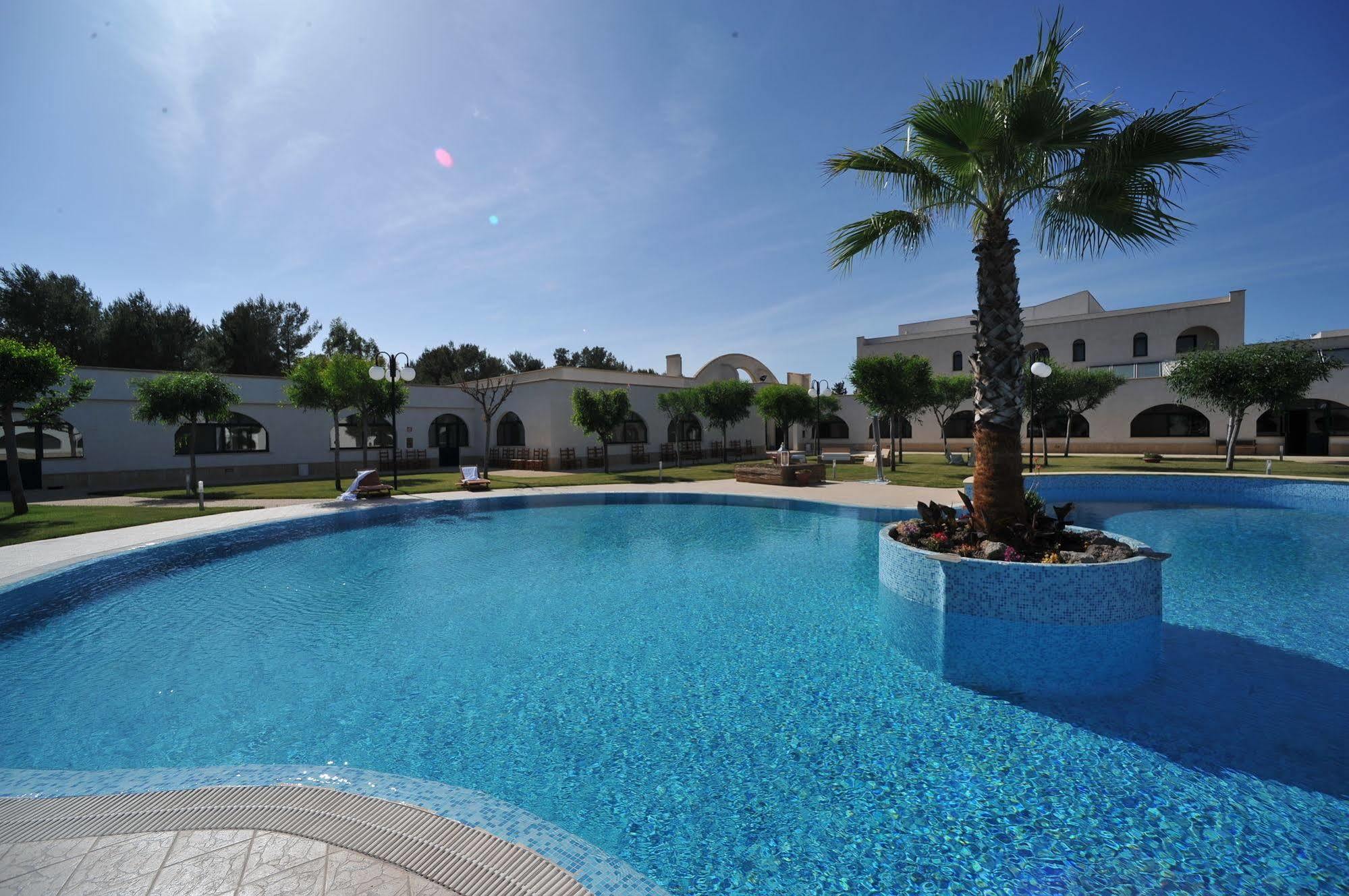 Laurito Resort & Spa Oria  Exteriér fotografie